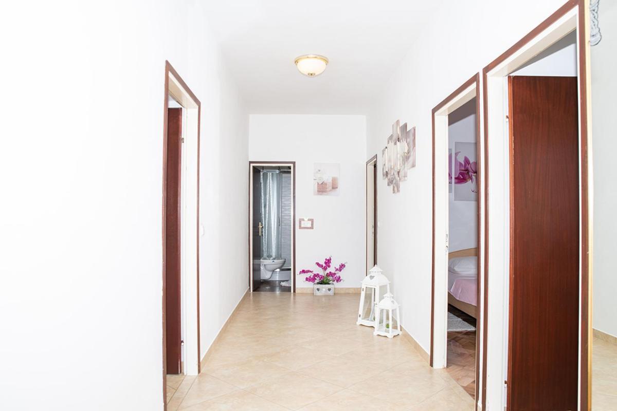 סופטרסקה דראגה Apartman Mira I Denis מראה חיצוני תמונה